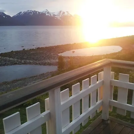 Idyllic Cabin With Sauna - Lyngen Alps * Svensby