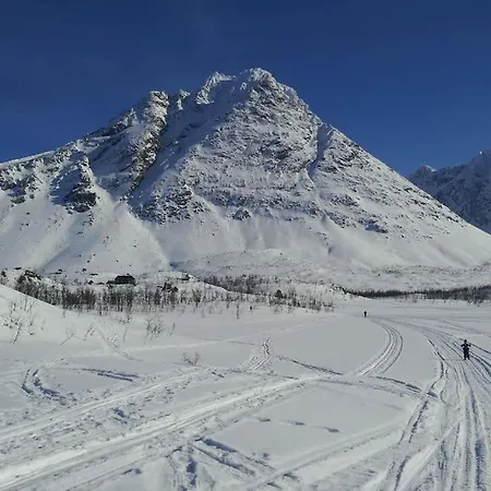 Idyllic Cabin With Sauna - Lyngen Alps * Svensby