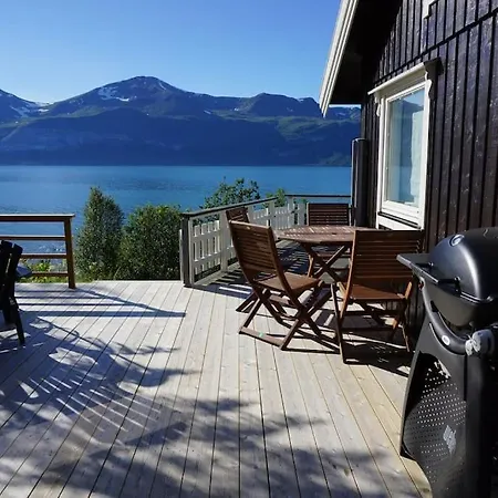 Idyllic Cabin With Sauna - Lyngen Alps * Svensby