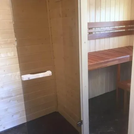 Idyllic Cabin With Sauna - Lyngen Alps