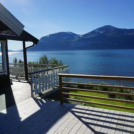 Idyllic Cabin With Sauna - Lyngen Alps * Svensby